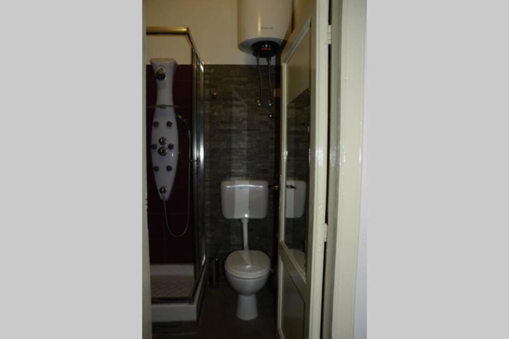 "Little Sicilian Home"-Room With A Private Bathroom & Kitchen -Fridge - And Shared A Beautiful Terrace On Hostel Taormina Center Ngoại thất bức ảnh